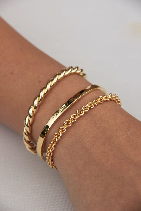 Dainty Everyday Jewelry, Jewelry Business Aesthetic, 1111 Jewelry, Hemma Diy, Preppy Jewelry, Wrist Jewelry, Luxe Jewelry, Jewelry Accessories Ideas, Dope Jewelry