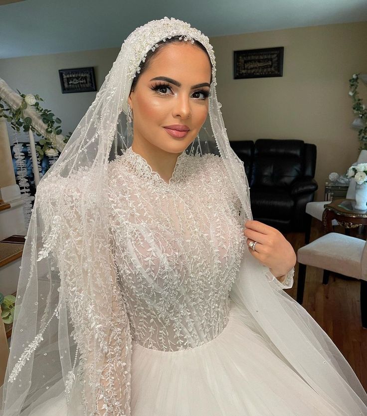 Palestinian Beauty • • Makeup: @rania_hair_salon Hijab: @hijab_beauty03 Thoub: @omahmadliftawi • • #hijabbeauty #hijabbride #tradional… | Instagram Turban Bride Hijab, Wedding Scarf Hijab, Turban Hijab Wedding Brides, Simple Hijab Bride, Headpiece Wedding Hijab, Bridal Turban Hijab, Wedding Hijab Veil, Bridal Turban With Veil, Turban Wedding Styles