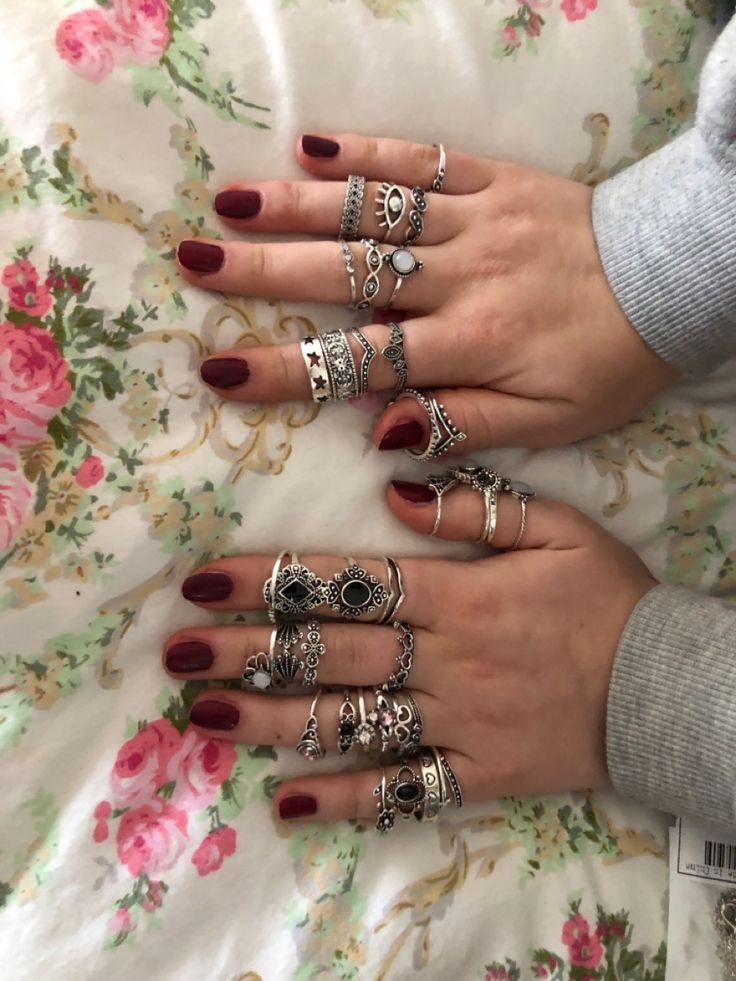 Chunky Silver Rings Aesthetic Grunge, Ring Aesthetic, Cute Ring, Edgy Jewelry, Jewellery Ring, Green Ring, Single Ring, Accessories Silver, Dope Jewelry