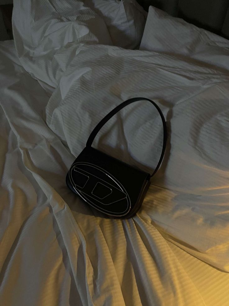 Diesel Black Bag, Diesel 1dr Bag Outfit, Black Diesel Bag, Black Widgetsmith, Diesel Aesthetic, 2000s Bags, Diesel Handbags, Diesel Bag, Baguette Bags