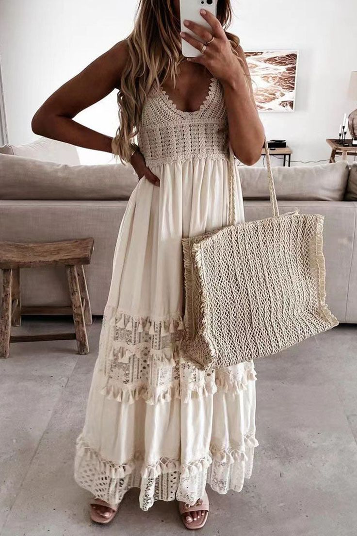 Hippies, White V Neck Dress, Lace Beach Dress, Stile Boho Chic, Off Shoulder Long Dress, Beach Dress Summer, Long Dresses Elegant, Fashion Office, Dress Sleeve Length