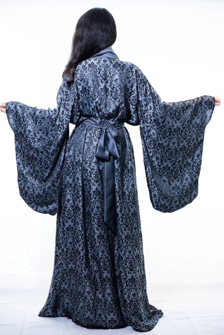 silk-long-robe Kimonos, Long Robe Nightgowns, Copper Dress, Silk Dressing Gown, Dressing Gown Robe, Silk Kimono Robe, Long Gown Dress, Satin Kimono, Gray Silk