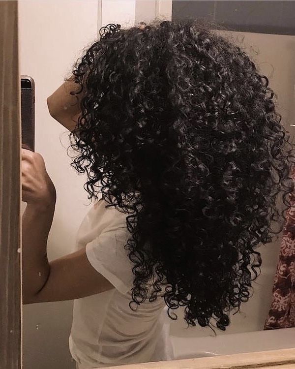 Curly Hair Tips, Mixed Curly Hair, Cute Curly Hairstyles, Hairdos For Curly Hair, Beautiful Curly Hair, Black Curly Hair, Curly Hair Inspiration, Curly Girl Hairstyles, Curly Hair Care