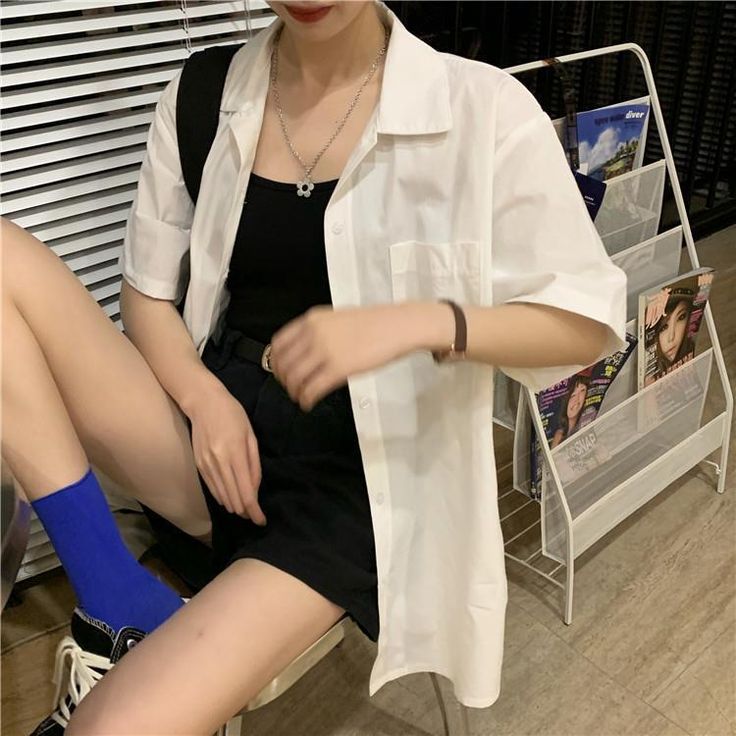 Manche, Soft Girl Clothes, Short Sleeve Blouses, Egirl Clothes, Soft Girl Outfits, Egirl Outfits, Grunge Fashion Soft, Harajuku Outfits, Track Shorts