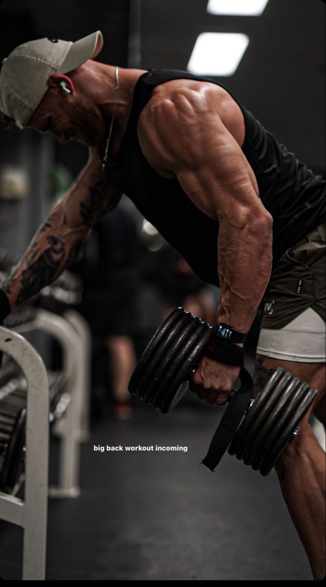 Gym content and workouts for healthy people Men Gym Photography, Gym Man Photography, Men Gym Poses, Gym Male Aesthetic, Gym Instagram Pics Men, Men’s Fitness Photoshoot, Men Fitness Photoshoot, Male Fitness Influencer, Male Gym Poses