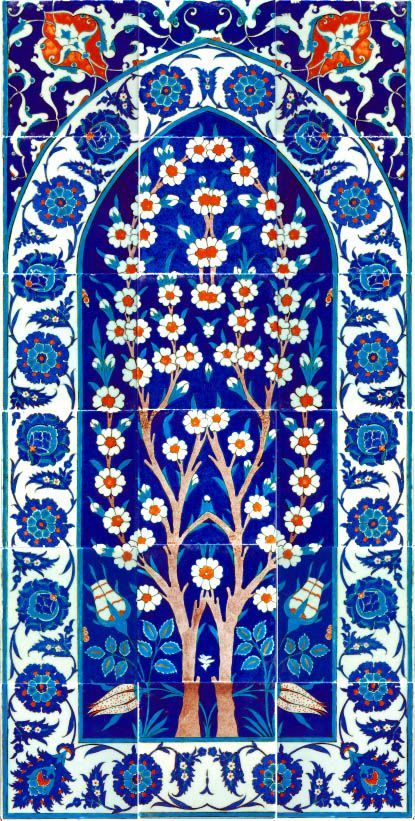 an ornate blue and white tile design with trees in the middle, surrounded by flowers