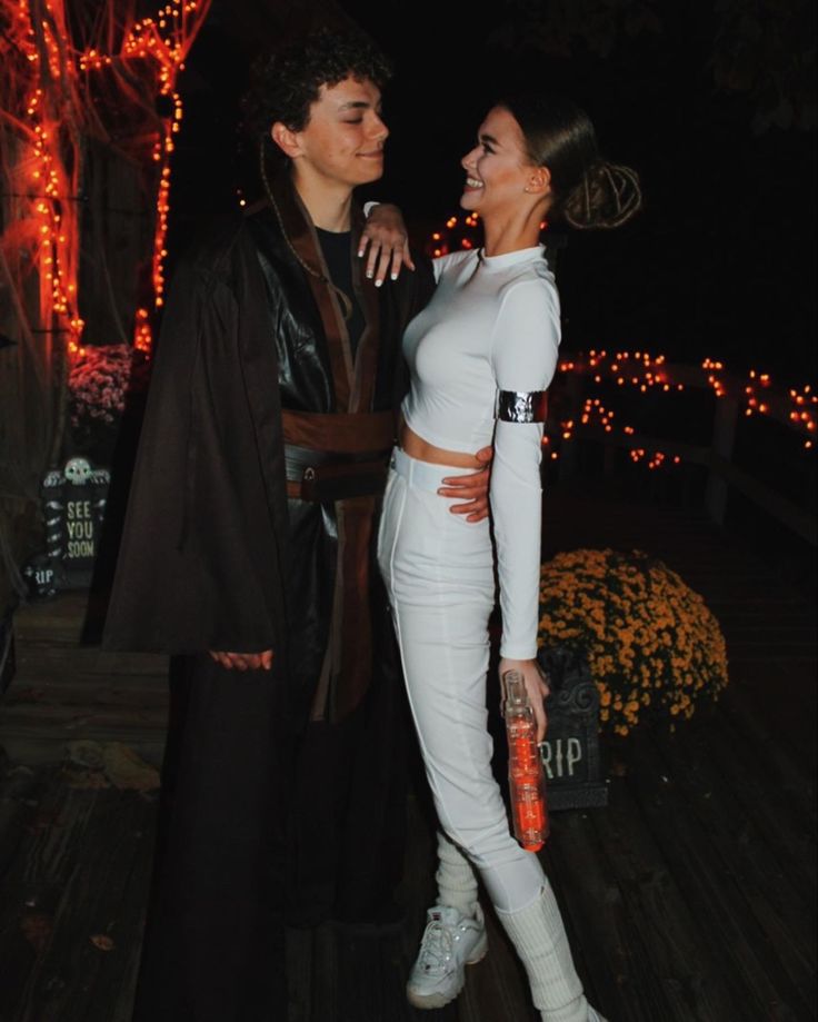 Padme Amidala and Anakin Skywalker
Star Wars Episode 2: Attack of the Clones Halloween Costumes Couples Star Wars, Cute Star Wars Costumes, Anakin And Padme Couple Costume, Star Wars Duo Costumes, Starwars Halloween Costumes Couples, Padme Star Wars Costumes, Anikan And Padme Costume Halloween, Good Couples Costumes, Hangover Couple Costume