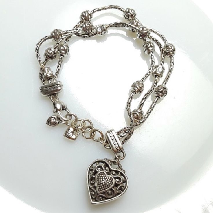 Silver Tone, Crystal Heart, Adjustable For A Perfect Fit With Lobster Clasp Closure. Kawaii, Vintage Silver Bracelets, Layer Necklaces Silver, Vintage Jewelry Silver, Necklace Stacking Silver, Silver Chunky Jewellery, Silver Stacked Jewelry, Chunky Silver Jewelry, Ring Inspo Jewelry Silver