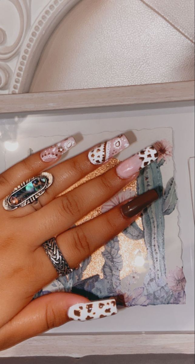 Disney Nail Designs Simple, Nails Ideas Short, June Nails Ideas, Nail Designs Simple, Nails June, Country Acrylic Nails, Rodeo Nails, Cowboy Nails, White Summer Nails