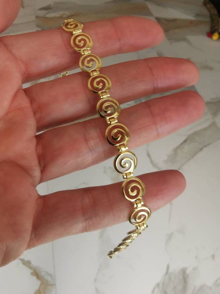 Sterling silver 925 gold plated Spiral bracelet Size: 20cm Dope Jewelry Accessories, Spiral Bracelet, Estilo Hippie, Jewelry Accessories Ideas, Dope Jewelry, Nail Jewelry, Jewelry Lookbook, Ancient Jewelry, Funky Jewelry