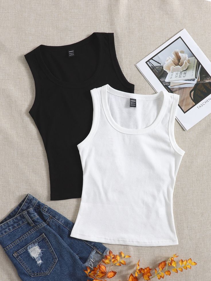 Manche, White Tank Top Outfit, Plain Tank Tops, Hogwarts Outfits, Cool Shirt Designs, Tank Top Outfits, Casual Work Outfit, Basic Tops, Tank Top Cami