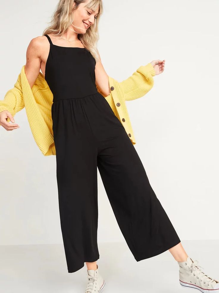 Best Jumpsuits and Rompers From Old Navy | POPSUGAR Fashion Couture, Casual Rompers Outfit, Casual Black Jumpsuit, Black Jumpsuit Outfit, Jumpsuit Outfit Casual, Western Casual, Outfit Formal, Womens Jumpsuits Casual, Winter Outfits For School