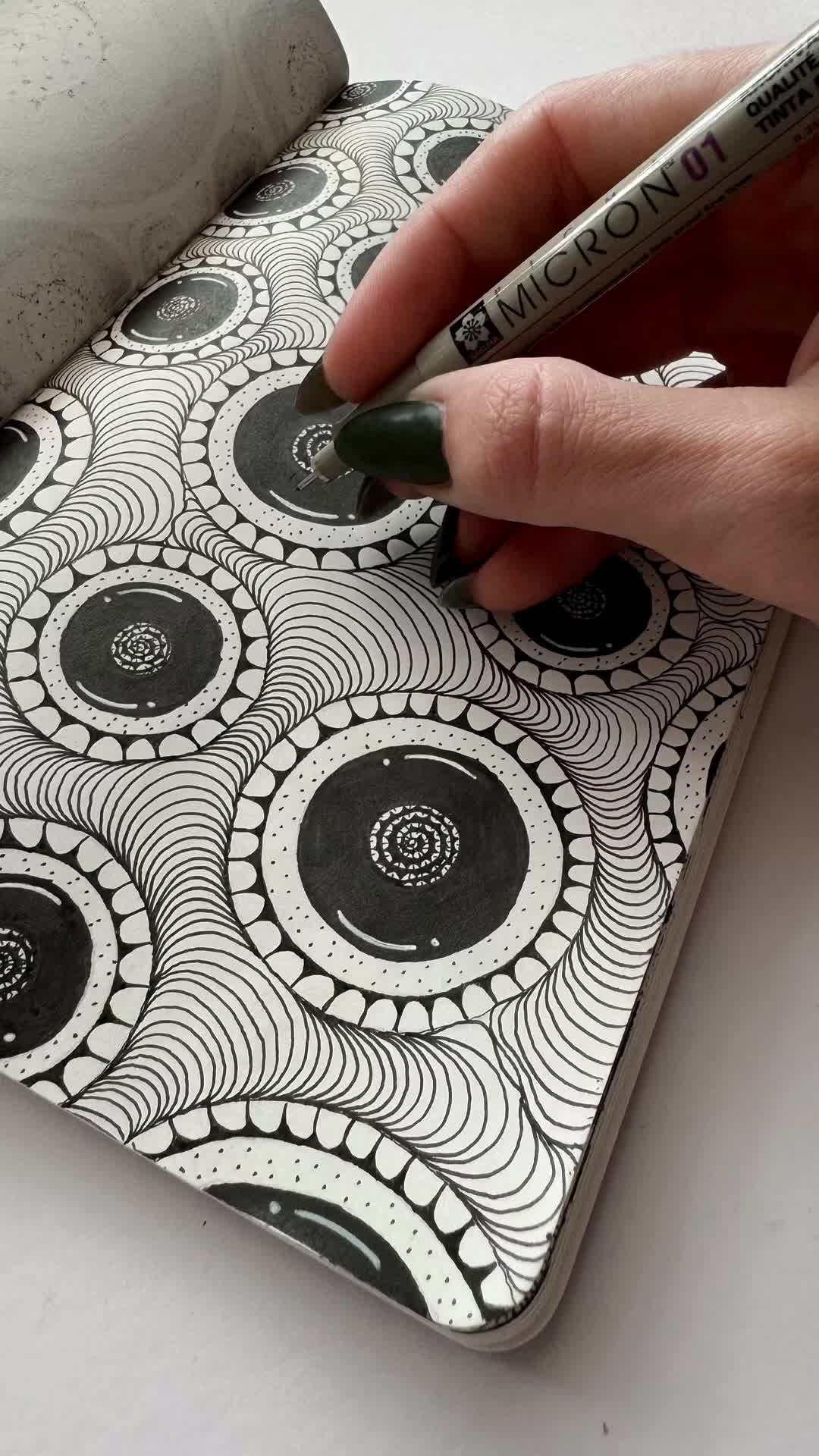 More artworks on my IG: @eventhorrizondraws  As always, thanks for watching 🙏🏻 Hope you enjoy 💕  #art #artwork #pattern #abstractart #design #drawing #doodle #sketch #blackandwhite #moleskine #pigmamicron #micron #sakura #sakuramicron #circles #cc #tutorial #relax #100daysofpatterns #100dayproject #100dayschallenge #zentangle #mandala #ink #zen #lines