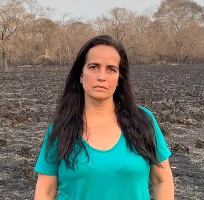 Jornalista Cláudia Gaigher no Pantanal