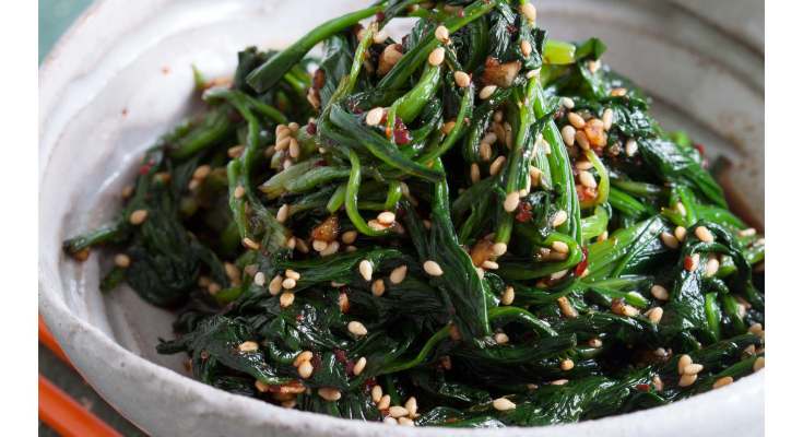 spinach with sesame image