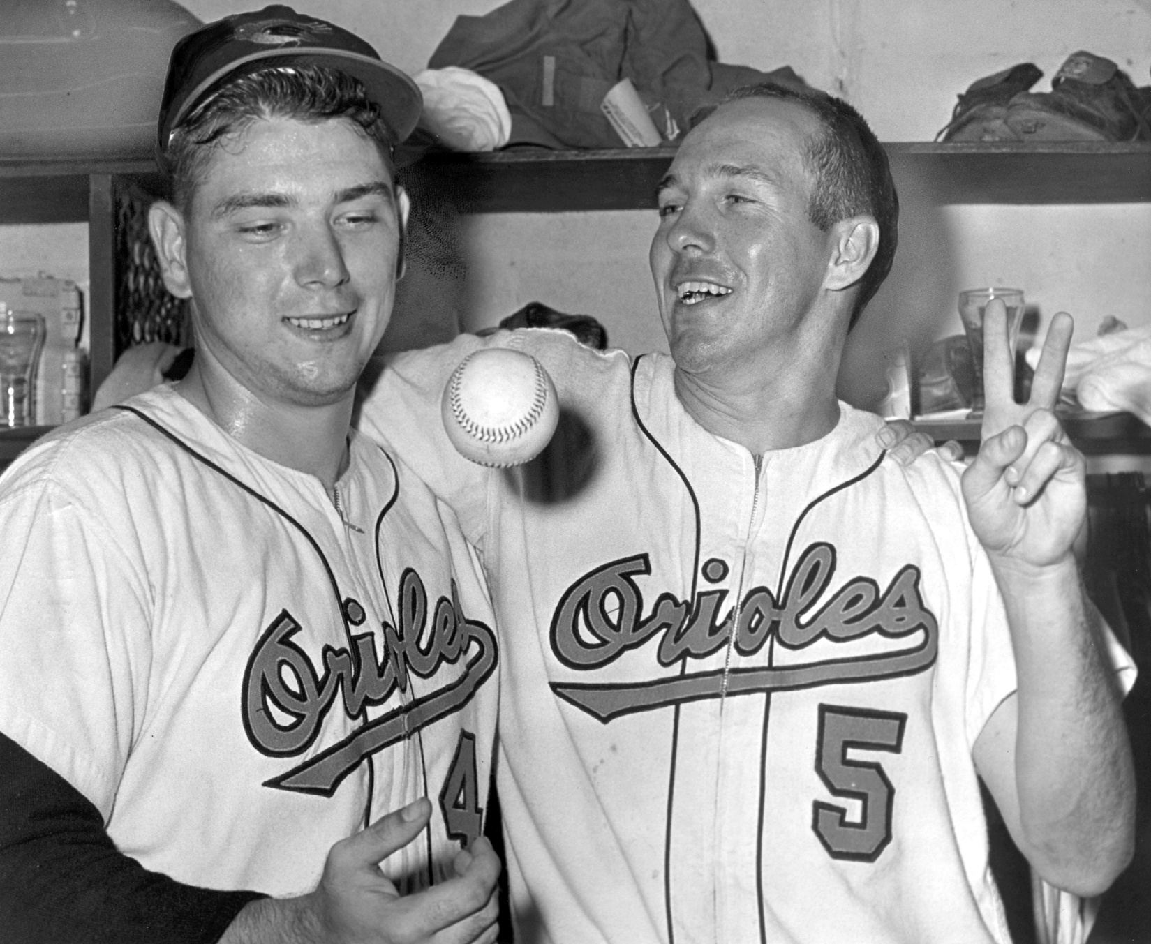 Jack Fisher with Brooks Robinson in 1961. (Baltimore Sun)