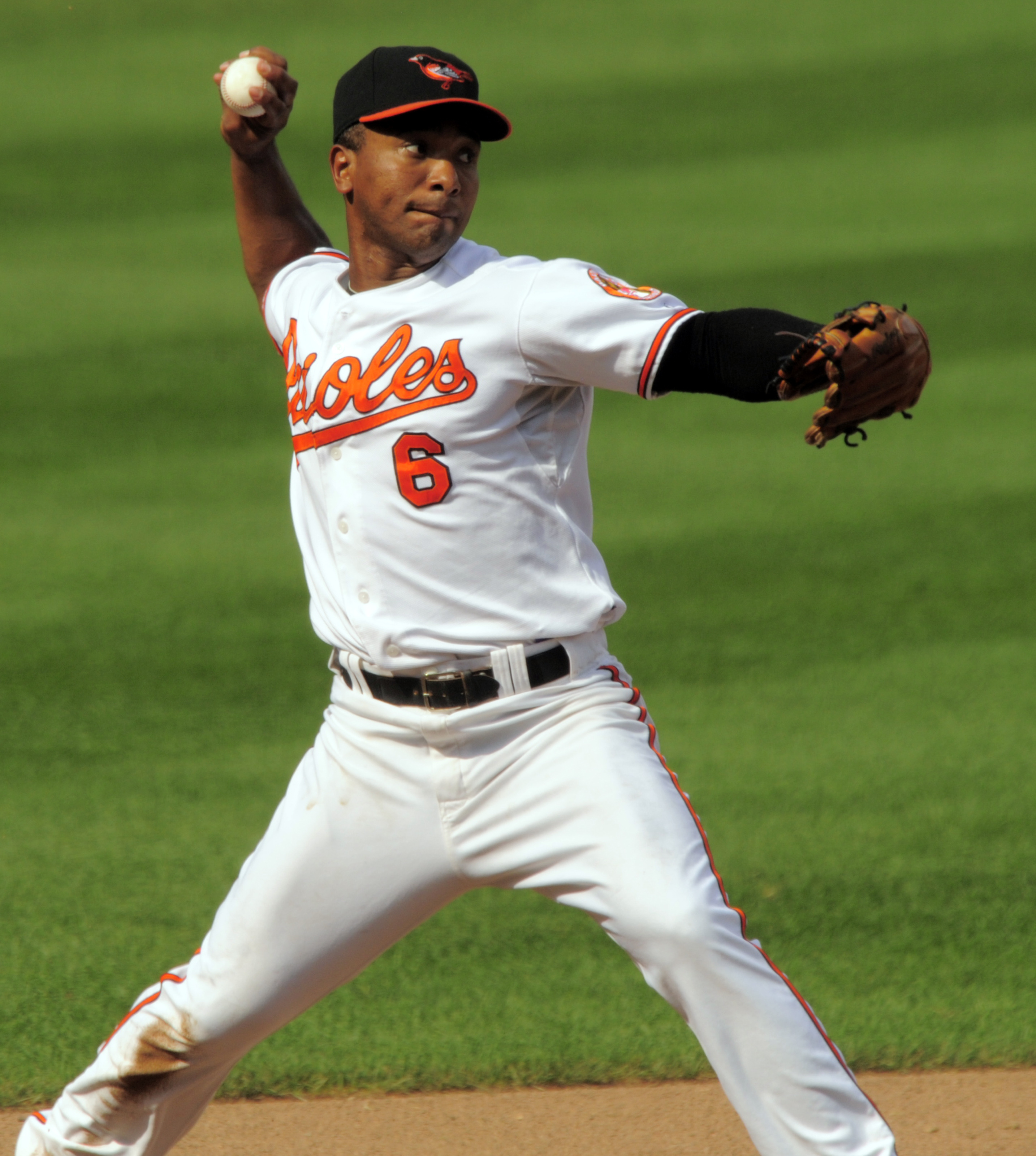 BALTIMORE, MD -- 09/06/2009 -- Baltimore Orioles third baseman Melvin Mora (6) at Oriole Park at Camden Yards Sunday, Sep. 6, 2009. Starting pitcher Jeremy Guthrie went 7 innings, allowing 6 hits and striking out 6, without yielding any runs as the Orioles white-washed the Rangers, 7-0. (Karl Merton Ferron / Baltimore Sun Staff) (_DSC0627.JPG) (full slug: SP BBA RANGERS ORIOLES: Xref no: 00064720A) ORG XMIT: 00064720A