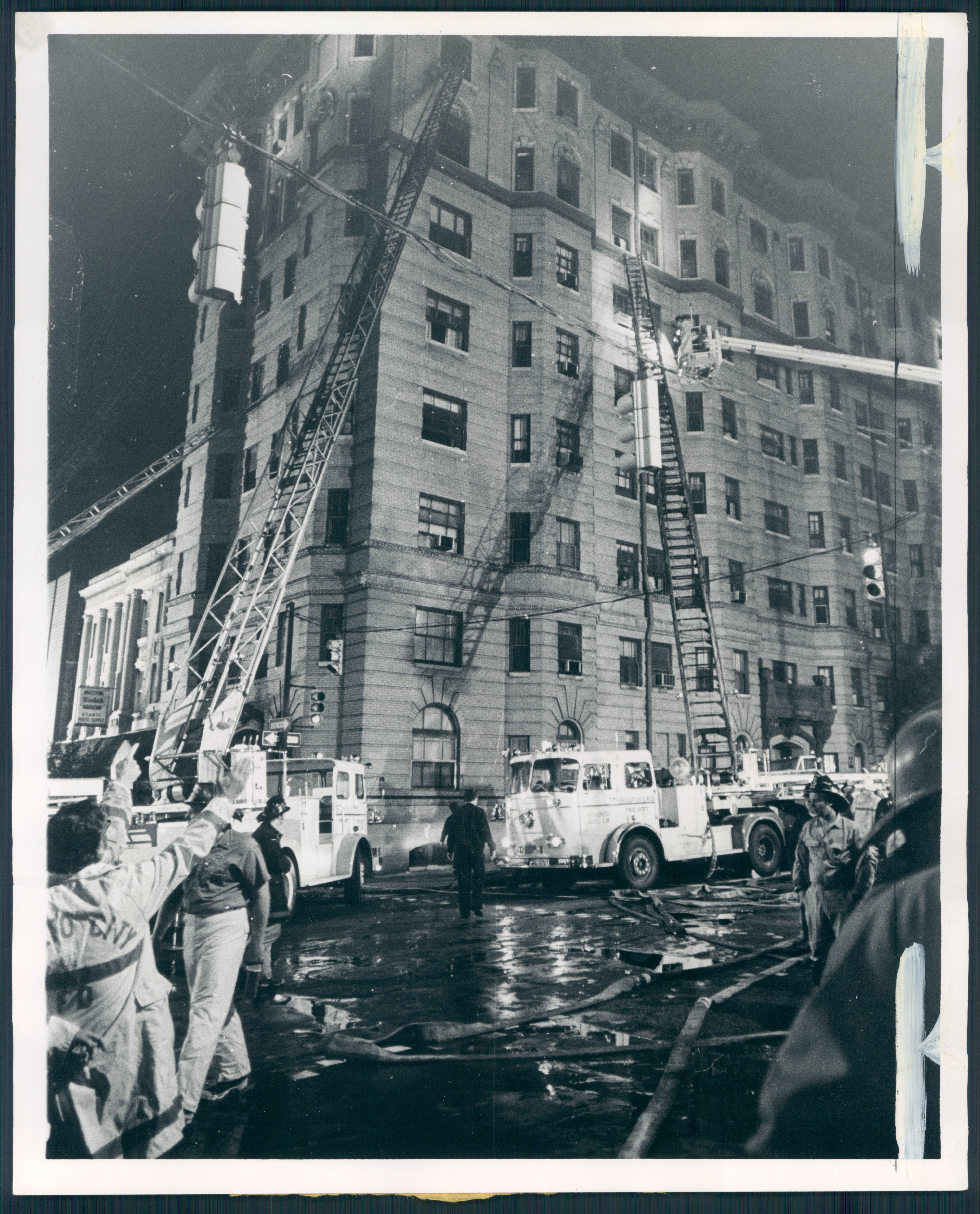 September 5, 1974 - 5-ALARM ACTION -- Ladders are raised to the top floors of the Earl Court Apartments to rescue residents, trapped by blaze early today on St. Paul Street. Photo by Walter M. McCardell BAD-521-BSDate Created: 1974-09-05 Copyright Notice: Baltimore Sun Folder Description: Apartments Folder Extended Description: ( 1). |HOUSES BALTIMORE Title: APARTMENT HOUSES BALTIMORE Subject: APARTMENT