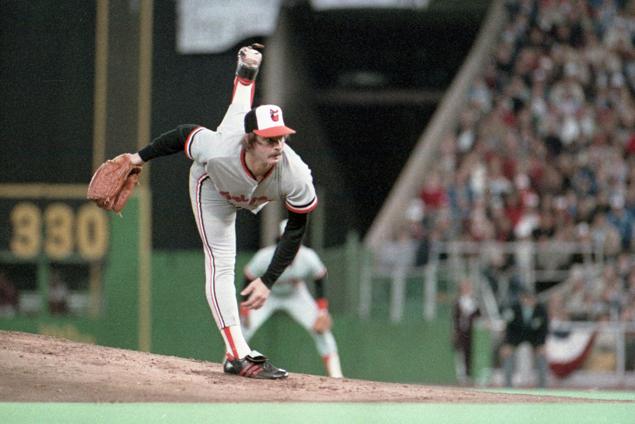 Orioles pitcher Mike Flanagan in the first inning of Game 3 of the 1983 World Series.