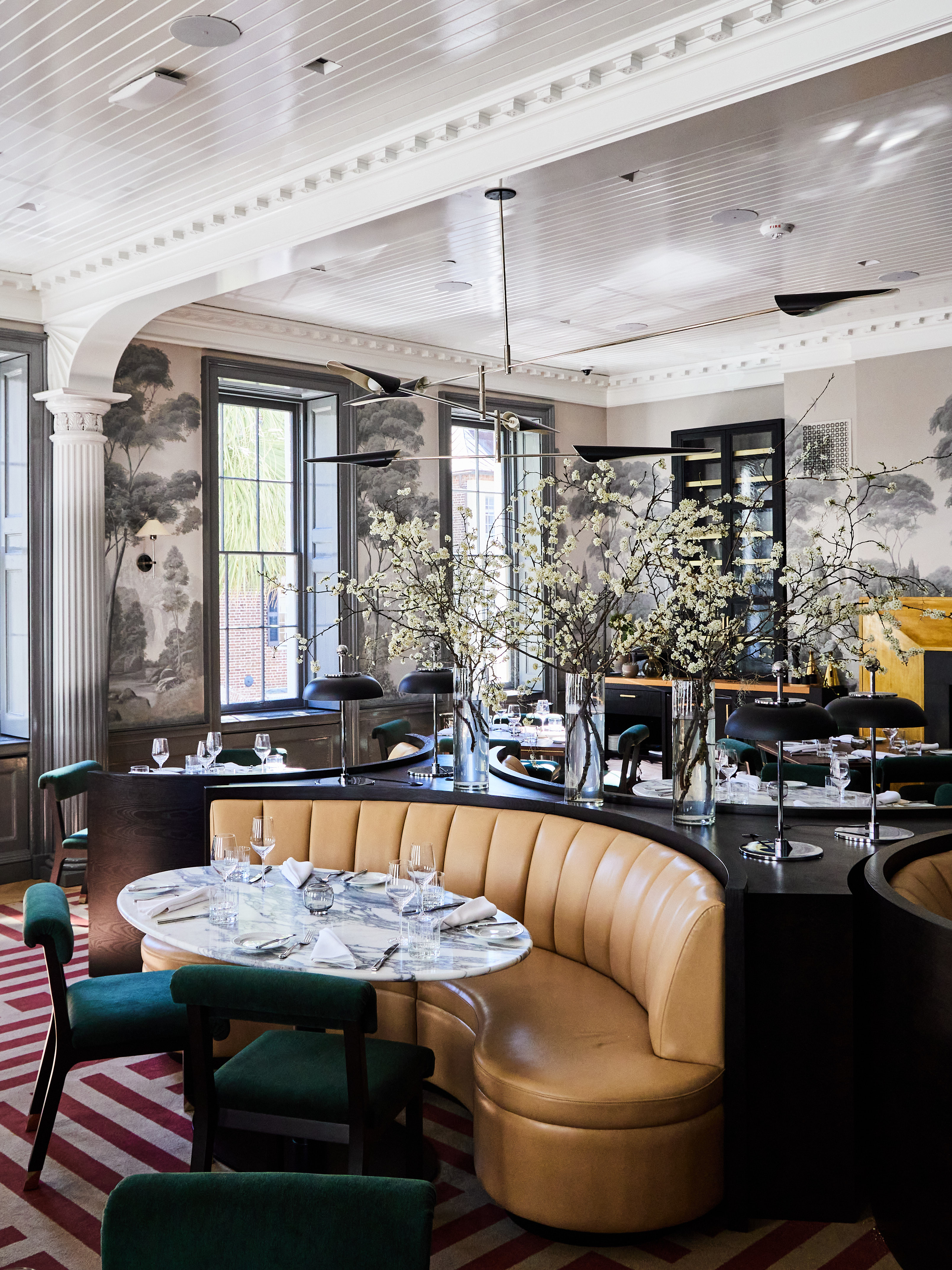 Sorelle restaurant has an inviting interior. (Peter Frank Edwards)