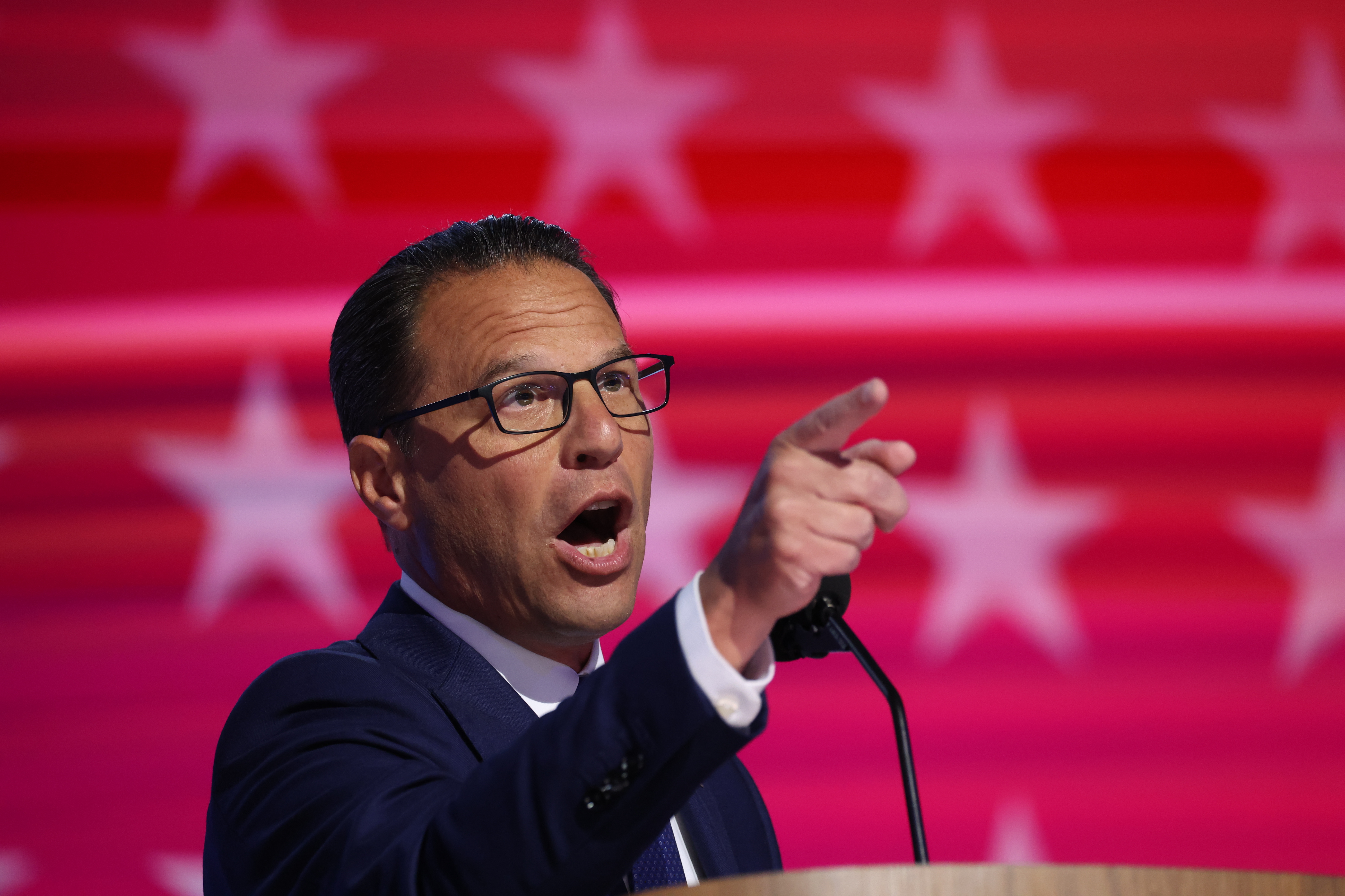 Pennsylvania Gov. Josh Shapiro speaks at the Democratic National Convention at the United Center in Chicago on Aug. 21, 2024. (Brian Cassella/Chicago Tribune)