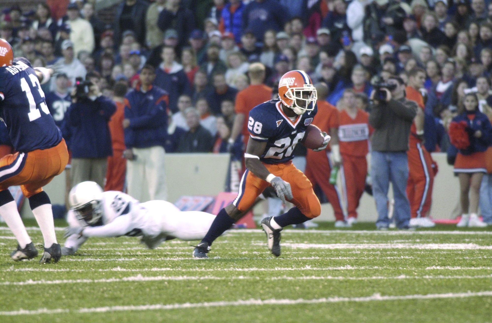 Eugene Wilson II, the father of Gators' sophomore receiver Eugene III, was a second-team All-America safety at Illinois in 2002 and second-round NFL draft pick in 2003 by the New England Patriots. (University of Illinois athletics)