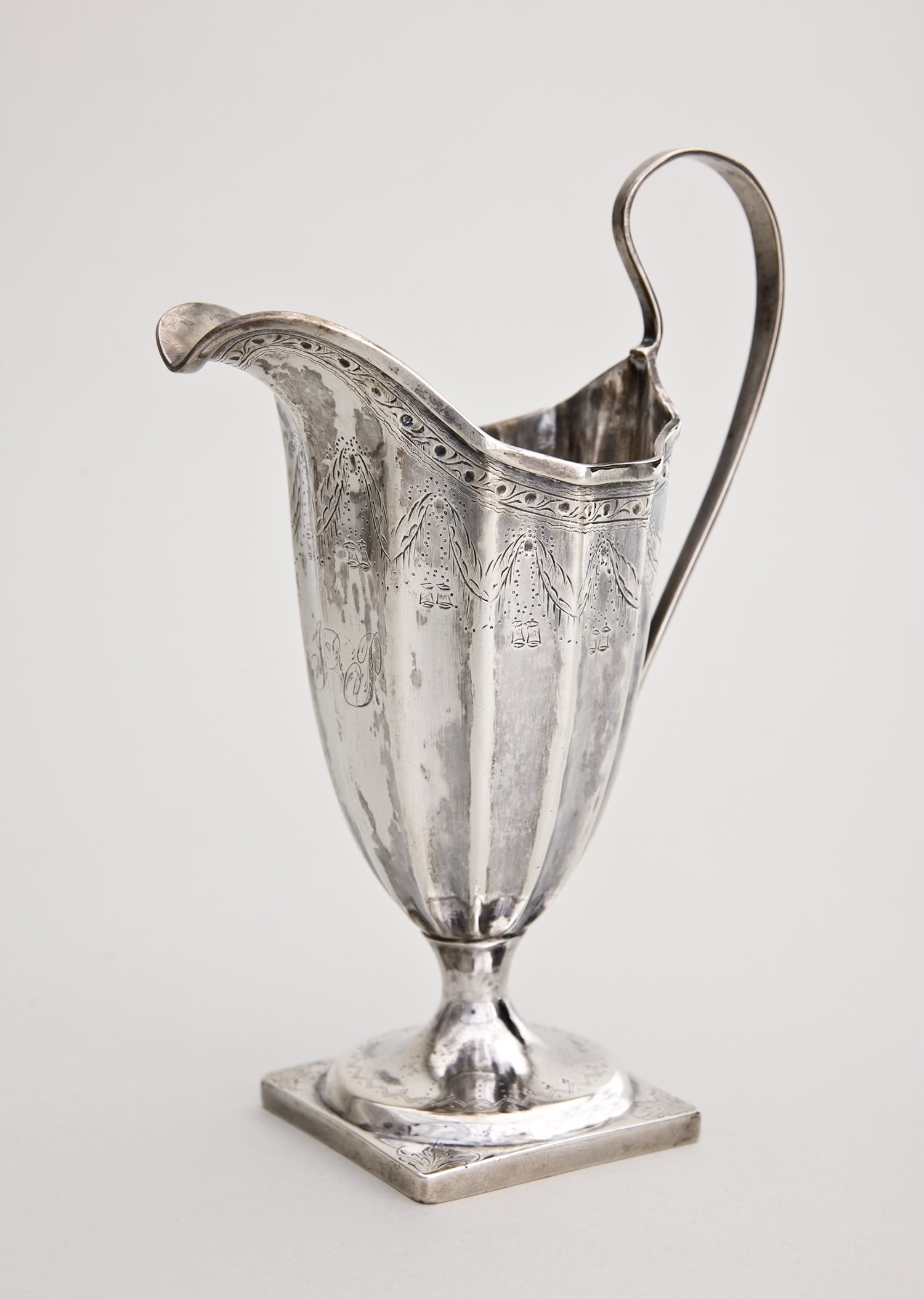 Cream jug, 1798. Sterling silver; Paul Revere, American, 1734-1818; H. 7 in. (MET-001-90). The Charles Hosmer Morse Museum of American Art. (The Charles Hosmer Morse Museum of American Art)