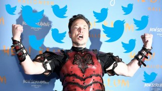Twitter Is Spiraling Down the Drain of Elon Musk’s Manic Narcissism
