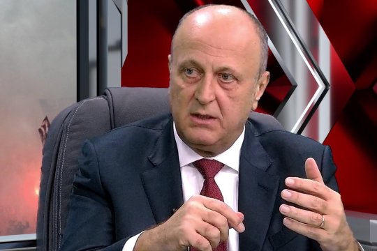 Dan Șucu, rugat să facă totul pentru a-l întoarce din drum:  "Este un băiat admirabil"