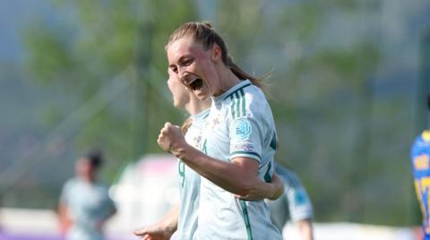 Lauren Wade celebrates her goal 