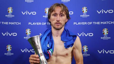 Luka Modric player of the match award