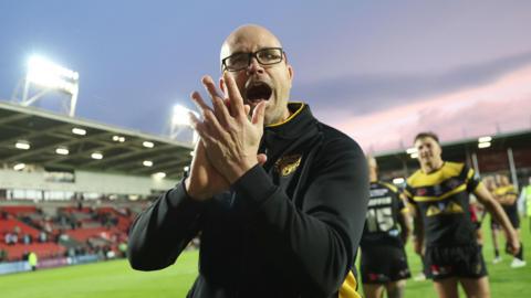 Craig Lingard applauds