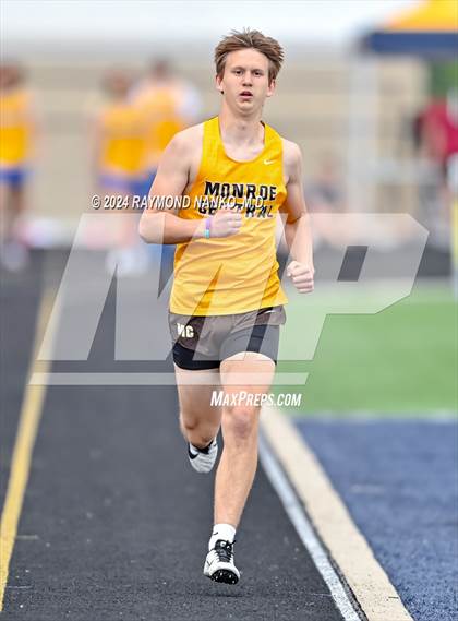 Thumbnail 3 in IHSAA Delta Sectionals (400 Meter)  photogallery.