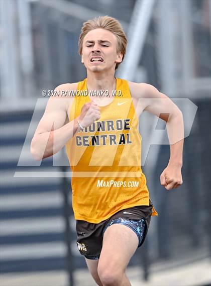 Thumbnail 1 in IHSAA Delta Sectionals (400 Meter)  photogallery.