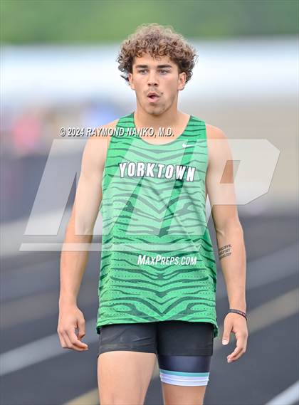 Thumbnail 2 in IHSAA Delta Sectionals (400 Meter)  photogallery.