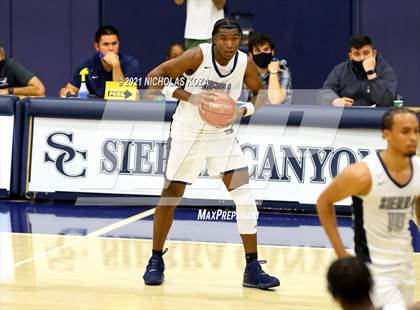 Thumbnail 2 in St. John Bosco vs. Sierra Canyon (CIF SS Open Playoff) photogallery.