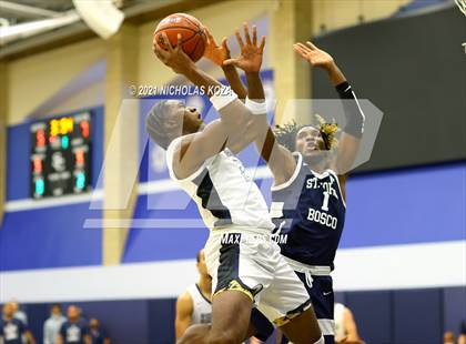 Thumbnail 2 in St. John Bosco vs. Sierra Canyon (CIF SS Open Playoff) photogallery.