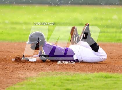 Thumbnail 3 in Firebaugh vs. Lynwood photogallery.