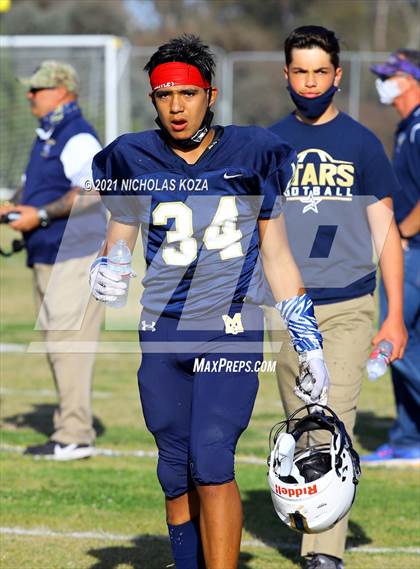 Thumbnail 1 in Mary Star of the Sea vs. Harvard-Westlake photogallery.