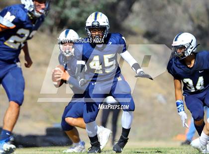 Thumbnail 3 in Mary Star of the Sea vs. Harvard-Westlake photogallery.