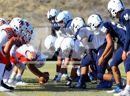 Thumbnail 3 in Mary Star of the Sea vs. Harvard-Westlake photogallery.