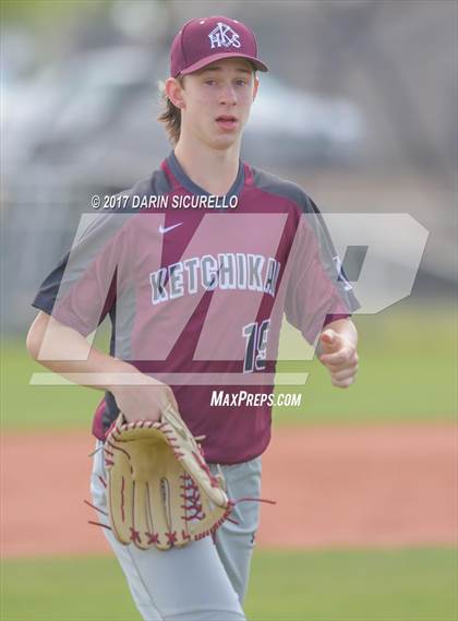 Thumbnail 3 in Seaside vs Ketchikan (Coach Bob Invitational) photogallery.