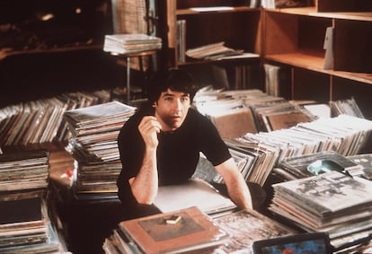 John Cusack e seus discos na comédia ‘Alta fidelidade’. 