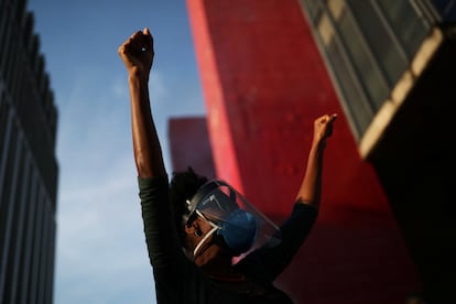 Manifestante participa dos atos contra o Governo Bolsonaro em frente ao MASP, em São Paulo, no último sábado, 29 de maio.