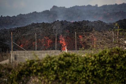 Las Manchas, na zona de exclusão do vulcão Cumbre Vieja, em La Palma.