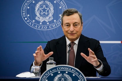 O primeiro-ministro italiano, Mario Draghi, em coletiva de imprensa nesta quinta-feira.