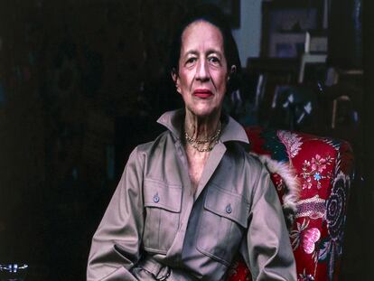 Diana Vreeland, en su apartamento de Manhattan, Nueva York, en otoño de 1975.