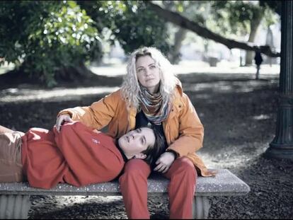 Dolores Fonzi y Santiago Rovito, en 'Blondi'.