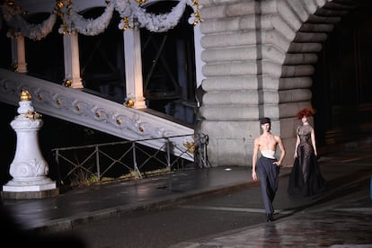 Desfile de la colección primavera/verano 2024 de Maison Margiela, en la semana de alta costura de París, el 25 de enero de 2024.