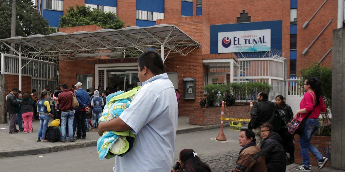 Los hospitales públicos reciben al 70 % de los estudiantes en formación, a pesar de sólo contar con 20 % de todas las camas hospitalarias, dijo el secretario.